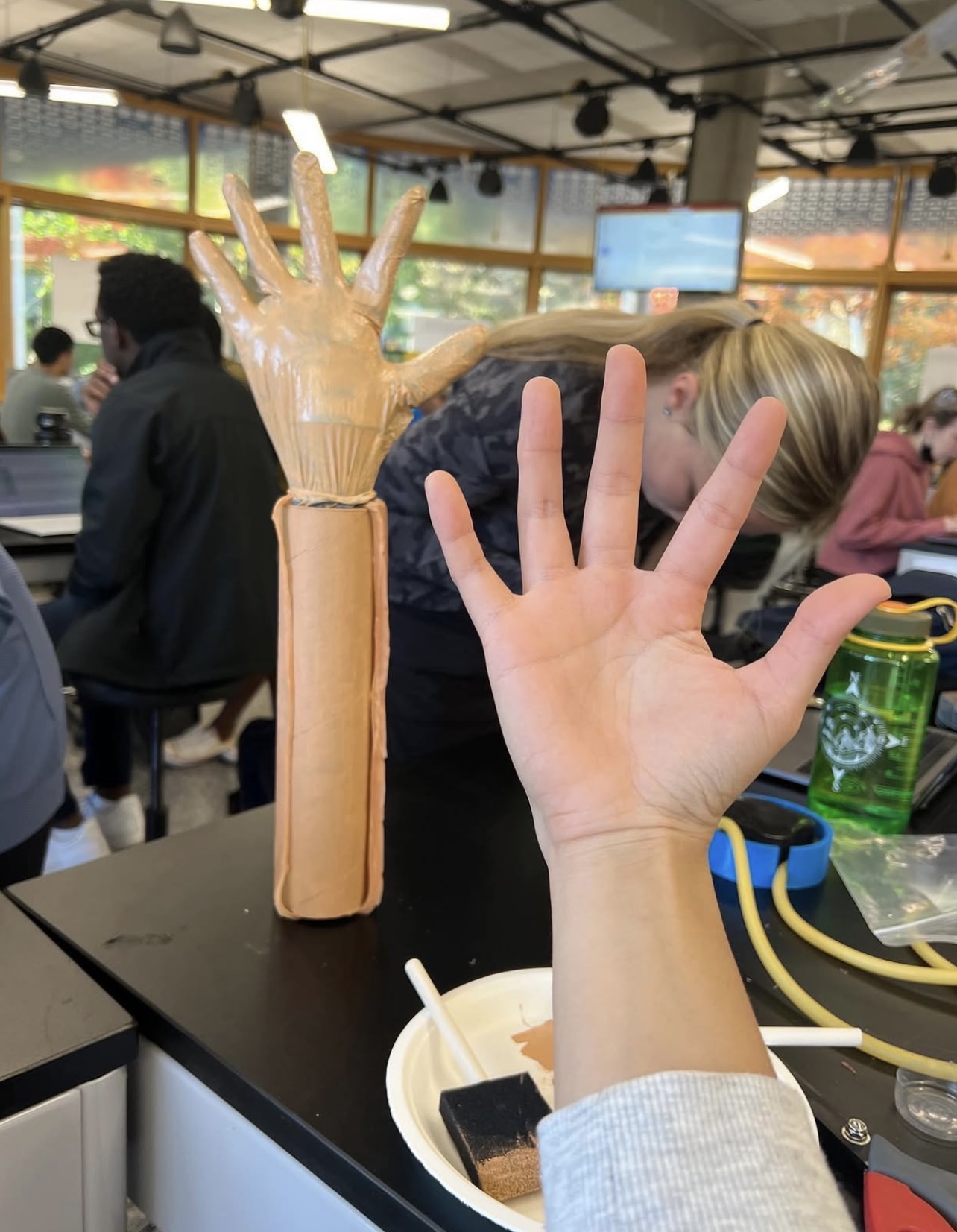 Hand